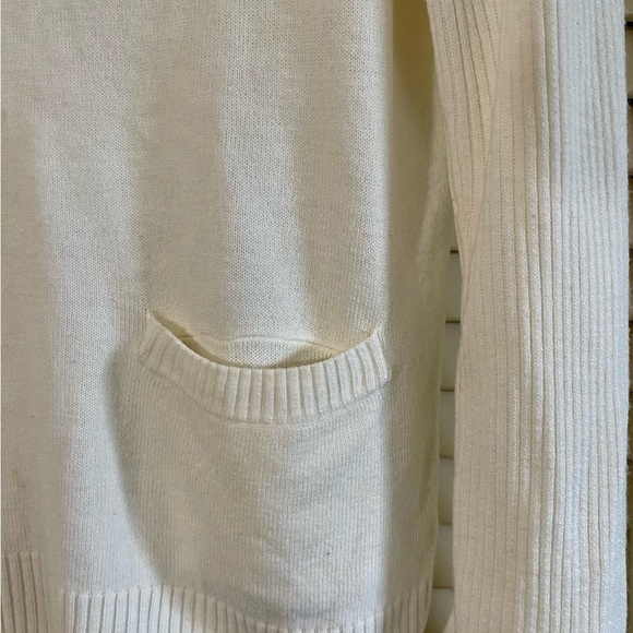 OLIVIA SKY, WHITE, LARGE, COWL NECK SWEATER. RIBBED COWL NECK & SLEEVES. SIZE L - Picture 5 of 7